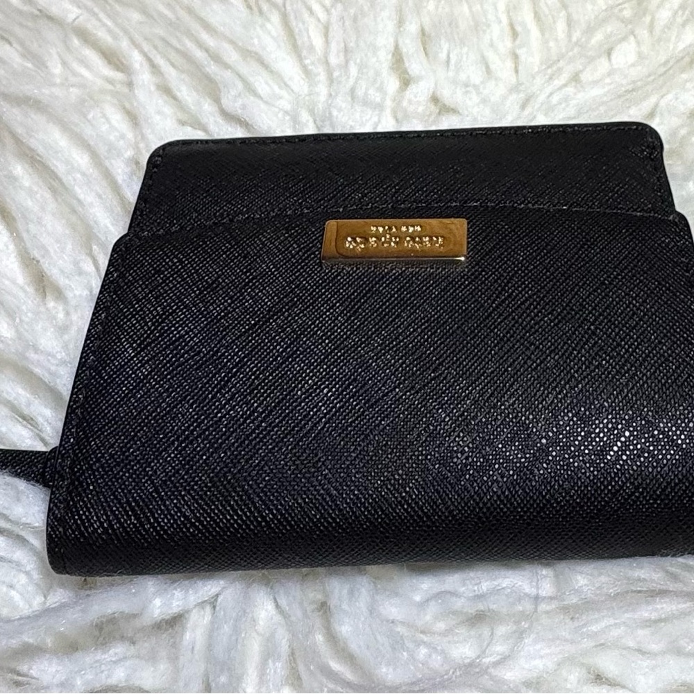 Kate Spade Black Saffiano Leather “Laurel Way” Small Snap Wallet Gold Hardware - Picture 5 of 10